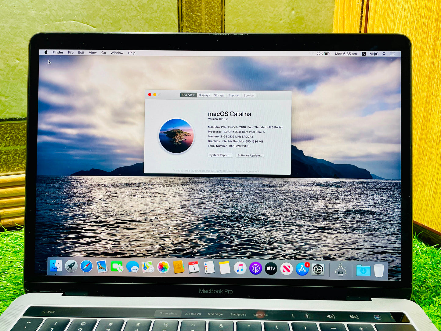 MacBook Pro A1706 2016 13-inch 2016 i5 8/256 SSD Condition Used Like New