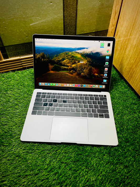 Apple MacBook Air 2019 (13.3") | Intel Core i5 | 8GB RAM | 256GB SSD