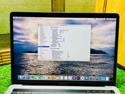 MacBook Pro A1706 2016 13-inch 2016 i5 8/256 SSD Condition Used Like New